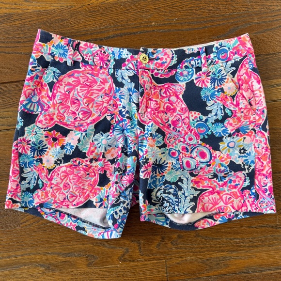 Lilly Pulitzer Pants - Lilly Pulitzer shorts size 10